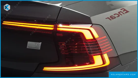 VOLVO S90 T8 AWD ULTIMATE BRIGHT