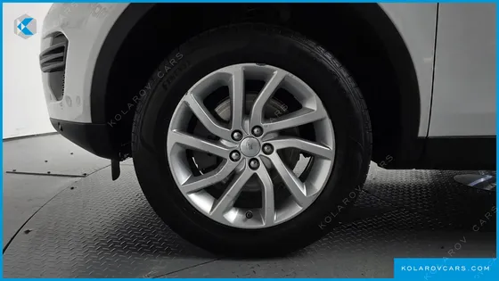 LAND ROVER DISCOVERY SPORT 2.0 TD4 SE (150PS)