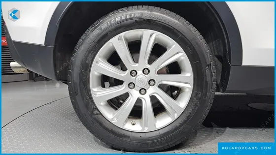 LAND ROVER DISCOVERY SPORT 2.0 TD4 SE
