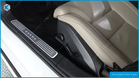 VOLVO S90 B5 ULTRA BRIGHT