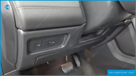 LAND ROVER DISCOVERY SPORT 2.0 TD4 HSE LUXURY