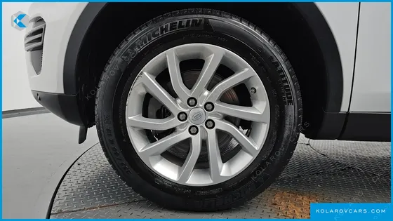 LAND ROVER DISCOVERY SPORT 2.0 TD4 SE (150PS)