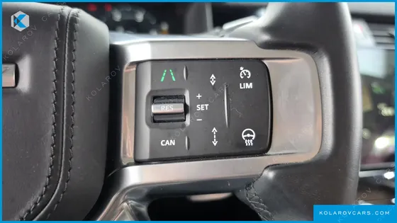 LAND ROVER DISCOVERY D300 HSE