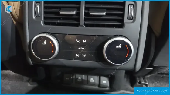 LAND ROVER DISCOVERY D300 HSE
