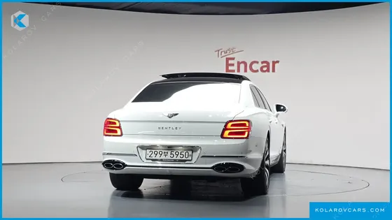 BENTLEY FLYING SPUR 4.0 AZURE