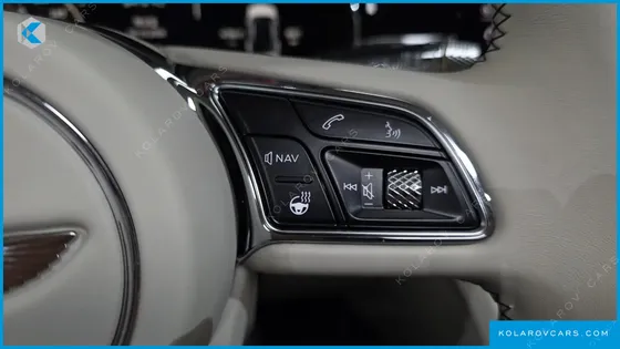 BENTLEY FLYING SPUR 4.0 AZURE