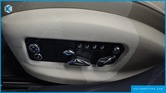 BENTLEY FLYING SPUR 4.0 AZURE