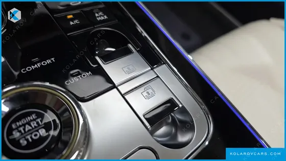 BENTLEY FLYING SPUR 4.0 AZURE