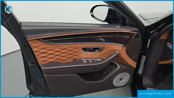 BENTLEY FLYING SPUR 4.0