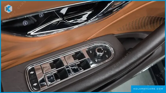 BENTLEY FLYING SPUR 4.0