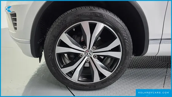 VOLKSWAGEN TOUAREG V6 3.0 TDI BMT EXCLUSIVE