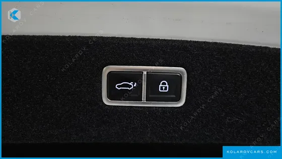 GENESIS G90 GASOLINE 3.5 TURBO AWD