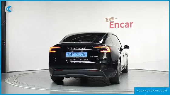 TESLA MODEL 3 LONG RANGE AWD