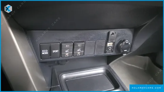 TOYOTA RAV4 2.5 4WD