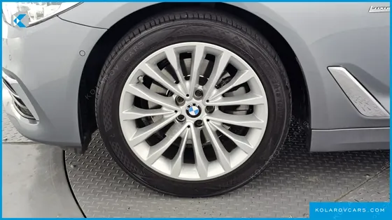 BMW 5 SERIES 520D LUXURY SPECIAL EDITION