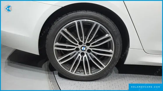 BMW 5 SERIES 530I XDRIVE M SPORT PACKAGE PLUS