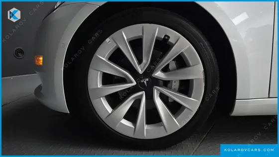 TESLA MODEL 3 LONG RANGE AWD