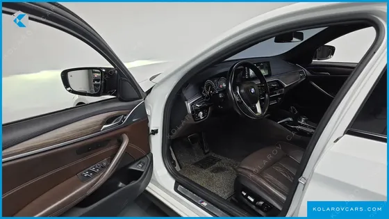 BMW 5 SERIES 530I XDRIVE M SPORT PACKAGE PLUS