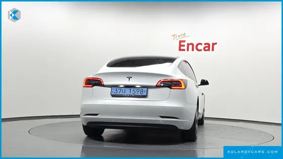 TESLA MODEL 3 RWD