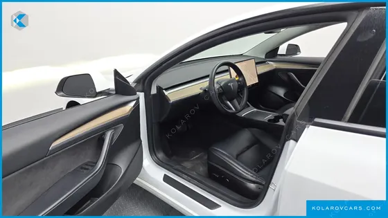 TESLA MODEL 3 RWD