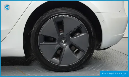TESLA MODEL 3 RWD