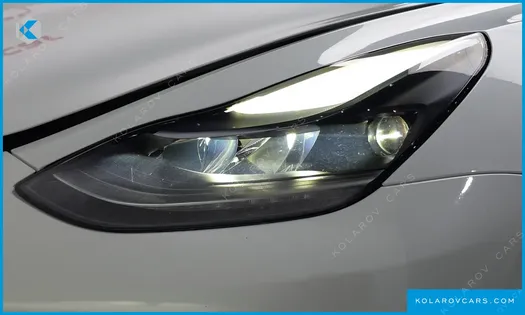 TESLA MODEL 3 RWD