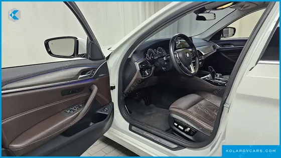 BMW 5 SERIES 530I XDRIVE LUXURY PLUS