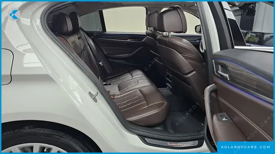 BMW 5 SERIES 530I XDRIVE LUXURY PLUS