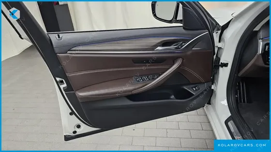 BMW 5 SERIES 530I XDRIVE LUXURY PLUS