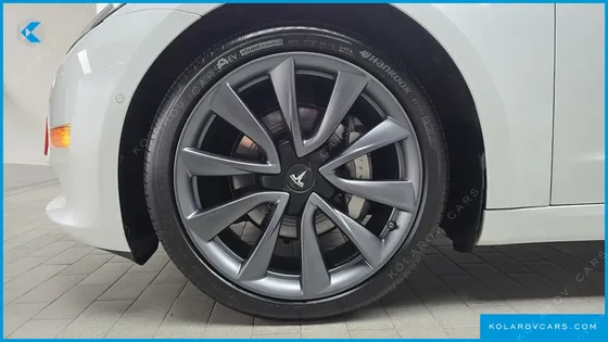 TESLA MODEL 3 LONG RANGE AWD