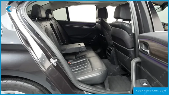 BMW 5 SERIES 530I XDRIVE LUXURY PLUS
