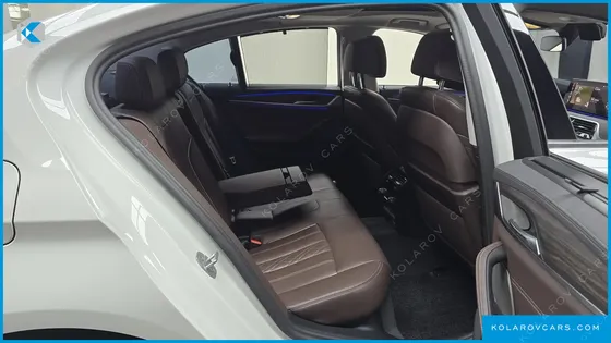 BMW 5 SERIES 530I XDRIVE LUXURY