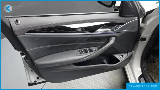BMW 5 SERIES 520I LUXURY