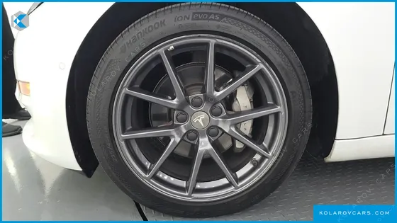 TESLA MODEL 3 LONG RANGE AWD