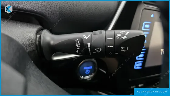 TOYOTA PRIUS 1.8 E