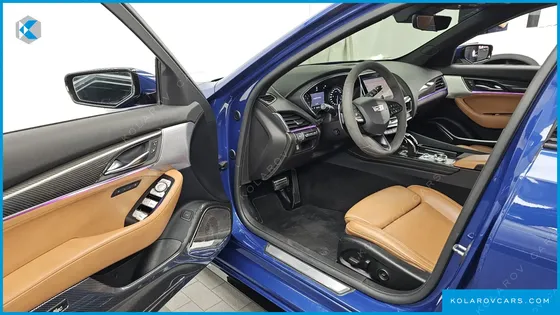 CADILLAC CT5 2.0 SPORT