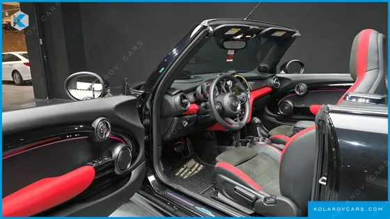 MINI COOPER CONVERTIBLE JCW