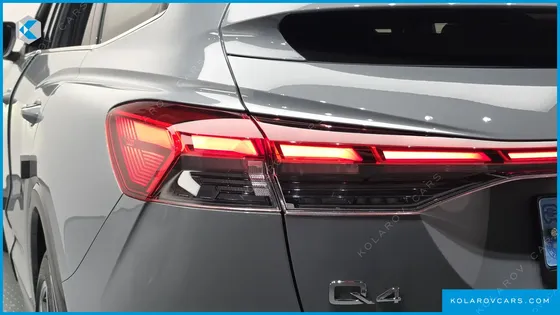 AUDI Q4 E-TRON 40 PREMIUM SPORTBACK