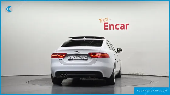 JAGUAR XE 20D PORTFOLIO