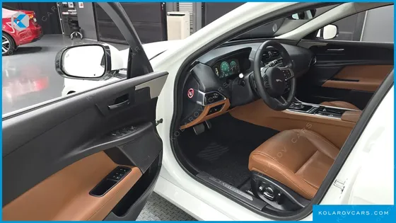 JAGUAR XE 20D PORTFOLIO