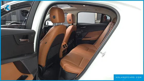 JAGUAR XE 20D PORTFOLIO