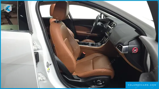 JAGUAR XE 20D PORTFOLIO