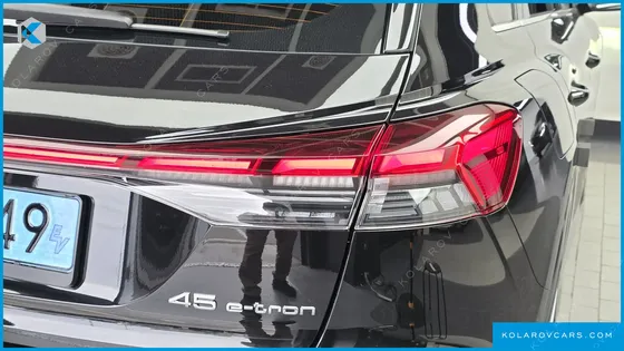 AUDI Q4 E-TRON 45 PREMIUM