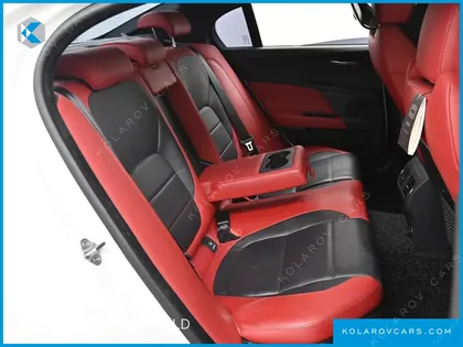 JAGUAR XE 3.0 SC S