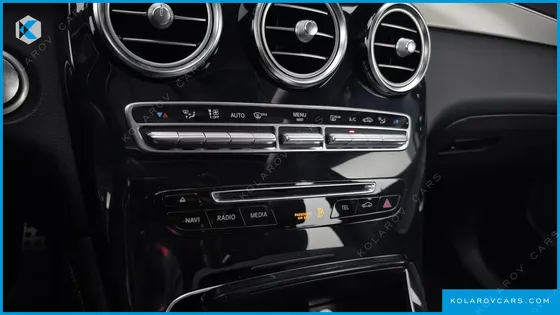 MERCEDES GLC-CLASS GLC300 4MATIC AMG LINE