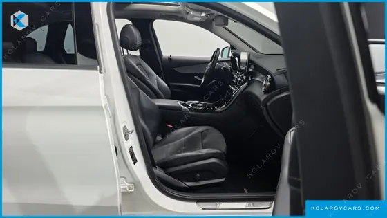 MERCEDES GLC-CLASS GLC300 4MATIC AMG LINE