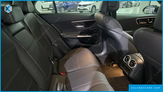 MERCEDES C-CLASS C300 4MATIC AVANTGARDE