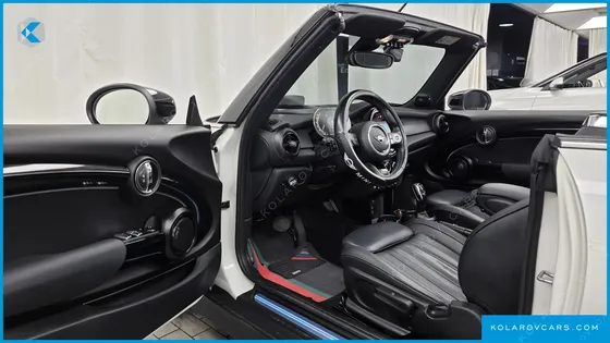 MINI COOPER CONVERTIBLE SEASIDE EDITION