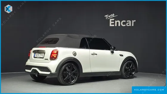 MINI COOPER CONVERTIBLE RESOLUTE EDITION