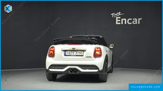 MINI COOPER CONVERTIBLE RESOLUTE EDITION